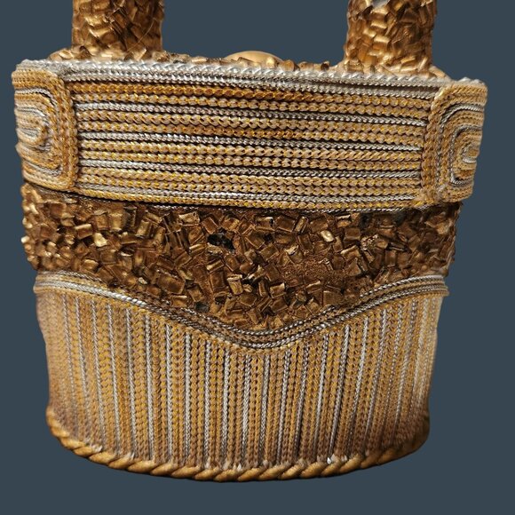 Handcrafted Philippines Gold & Silver Beaded Chain Purse - Picture 11 of 13